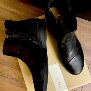 Clarks ankle boots Size 8 . leather